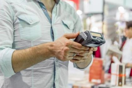 POS机为什么没有专卖店？支付行业的小秘密！-第1张图片