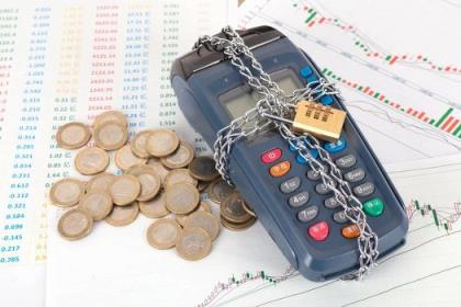 信用卡人工服务上班时间；办理招商银行信用卡-第1张图片