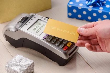 交通银行标准信用卡如何收费-第1张图片